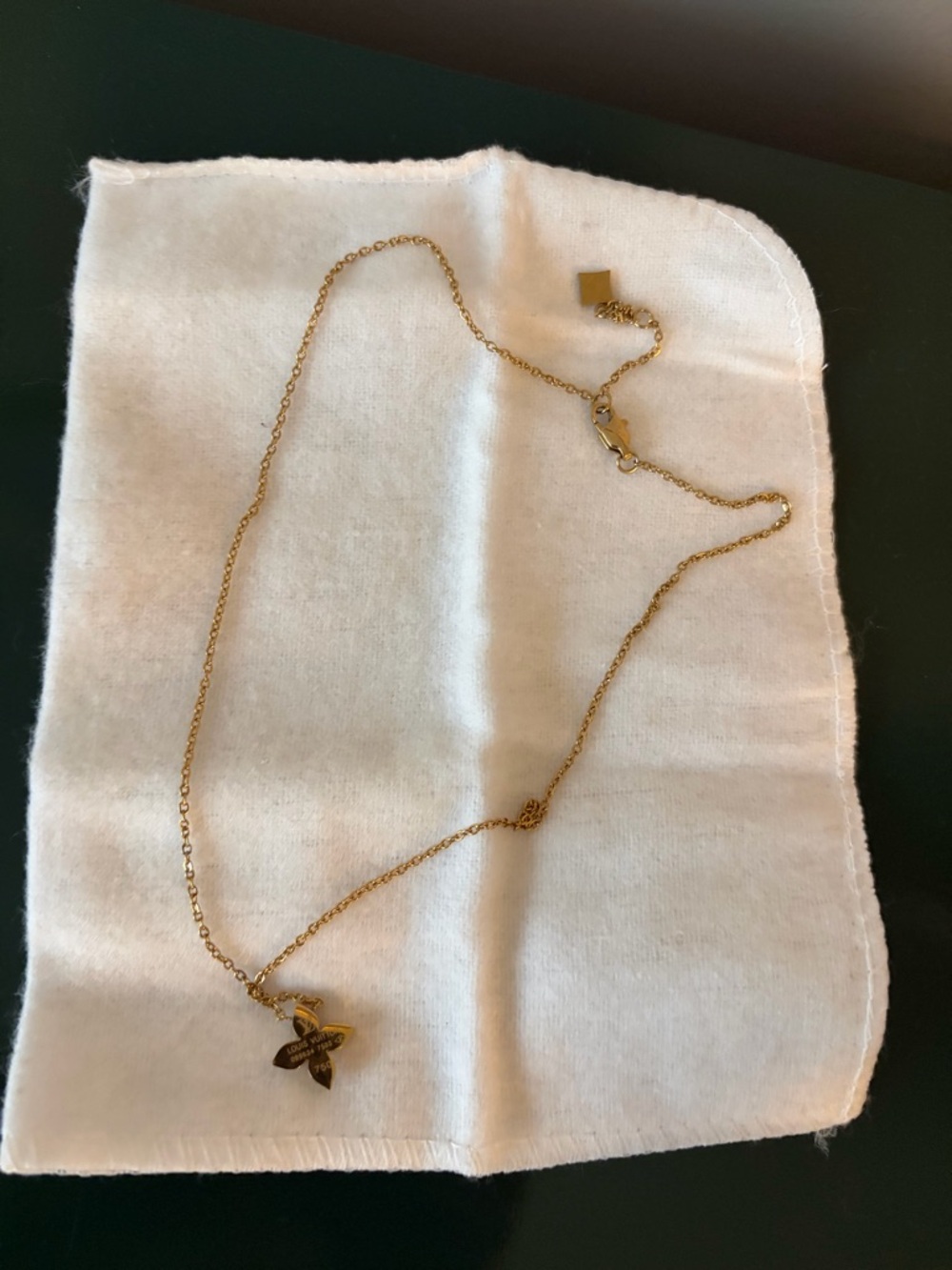 Louis Vuitton Gold Necklace - Picture 4 of 4